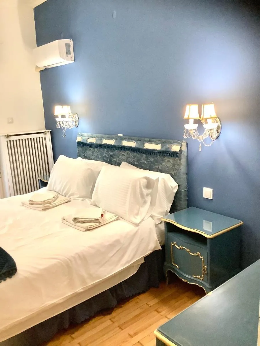 Image 3 of 100 m2 Apartment in the center of Athens