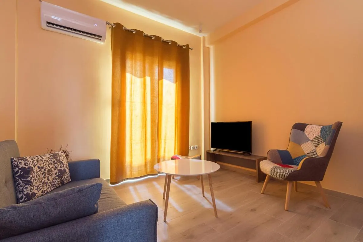 Image 3 of 105 Adrianou Plaka