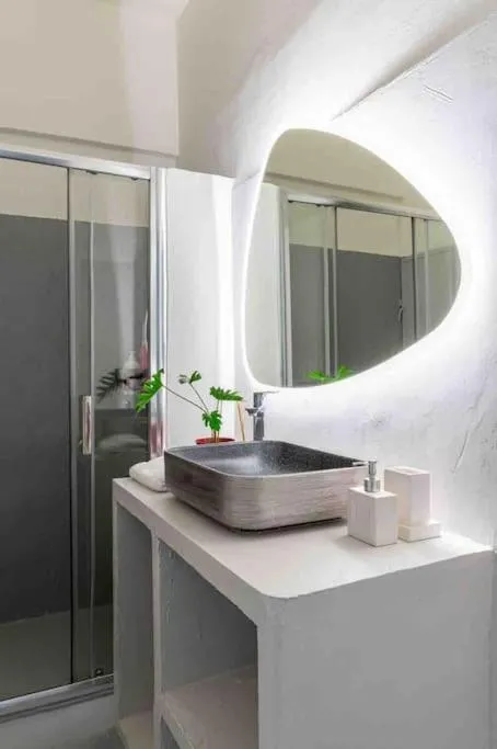 Image 3 of 2BDR Boutique Full Apt in Plaka (BIG BALCONY)