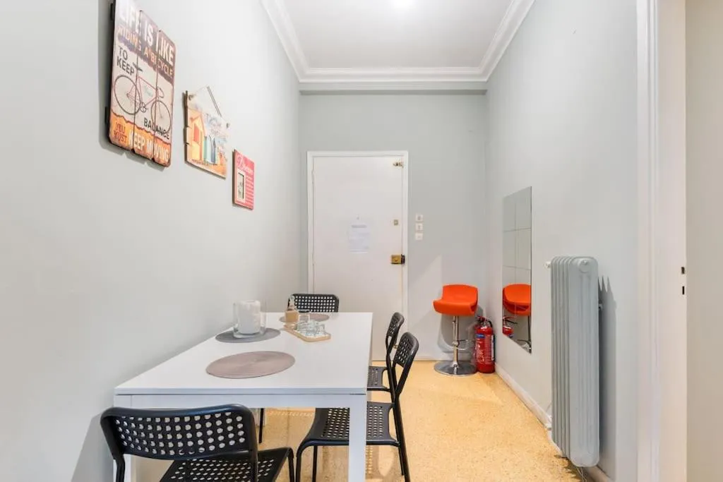 Image 3 of 2BDR OlympianZeus Apt with Netflix