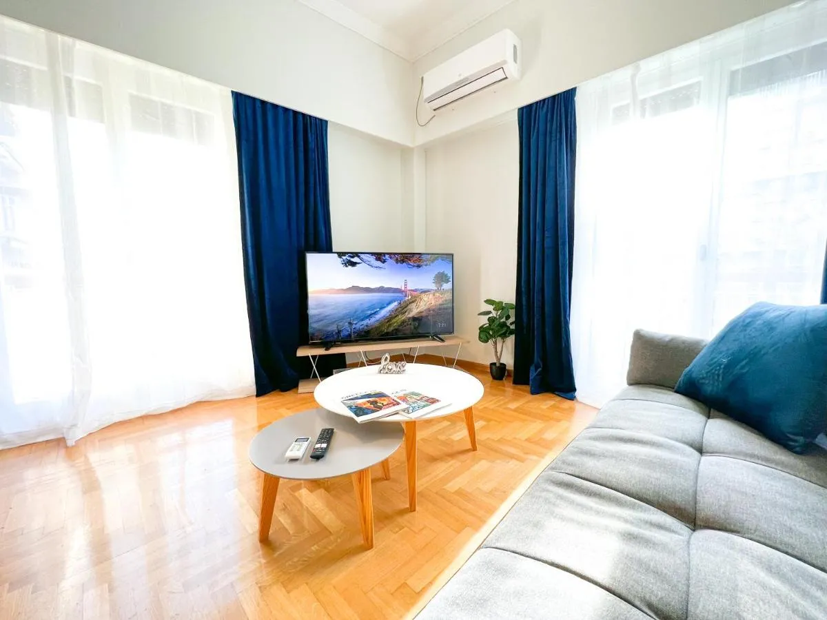 Image 2 of 3 Bedroom Apartment Athens – Koukaki