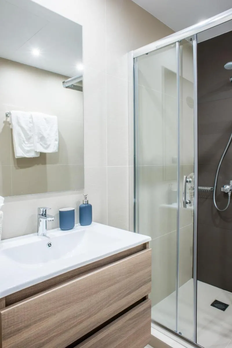 Image 4 of A23 Sunny & Cosy suite with balcony near Parthenon