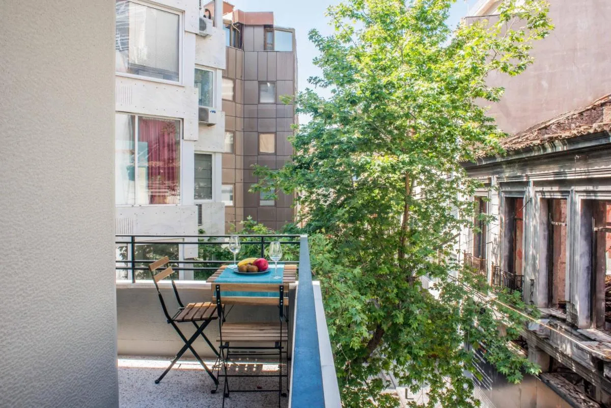 Image 5 of A23 Sunny & Cosy suite with balcony near Parthenon