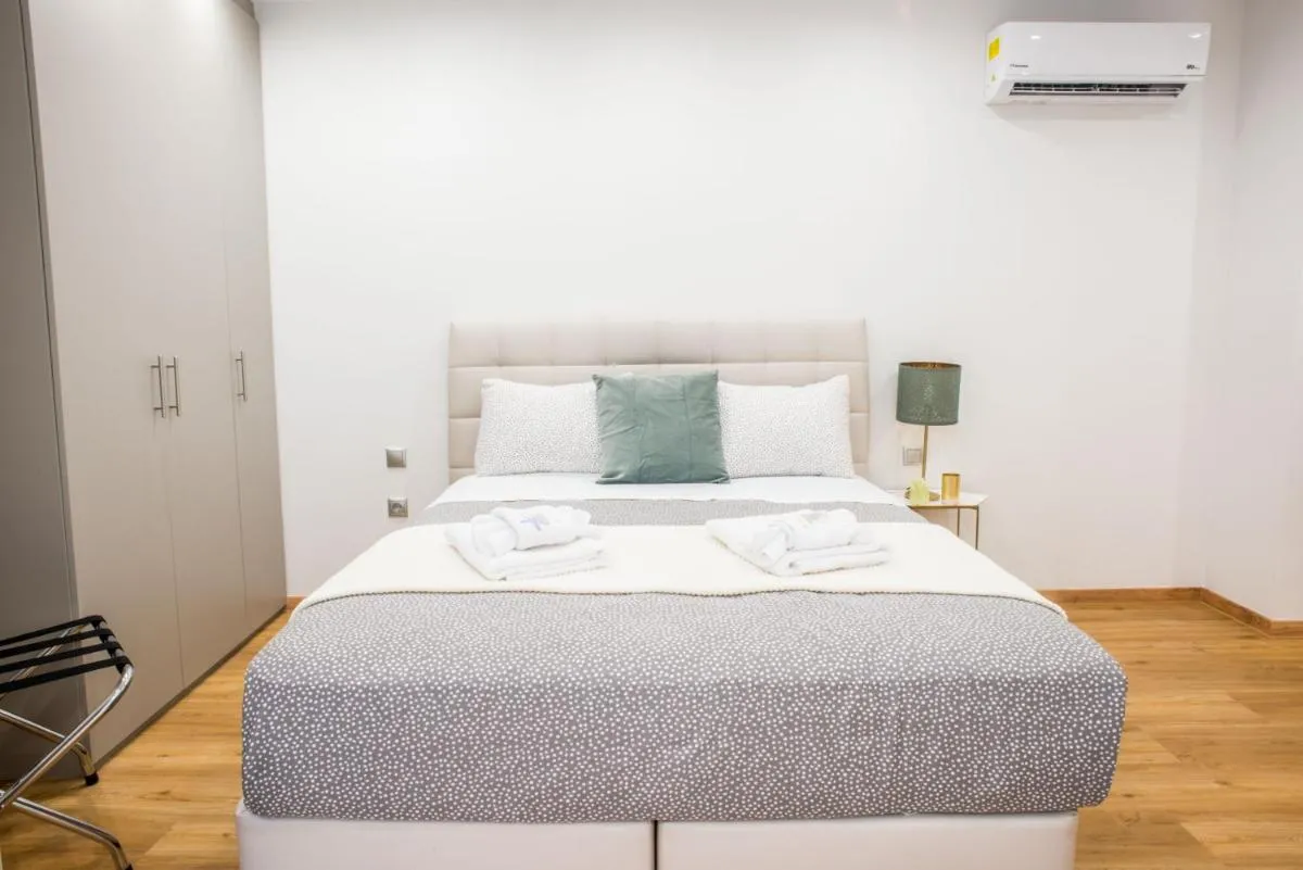 Image 5 of A24 Pristine & sunny suite near Plaka & Parthenon