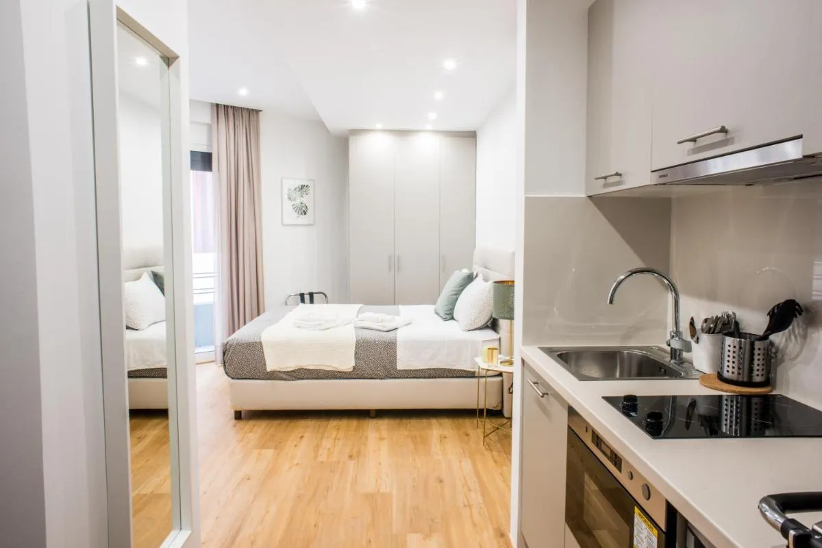 Image 2 of A24 Pristine & sunny suite near Plaka & Parthenon