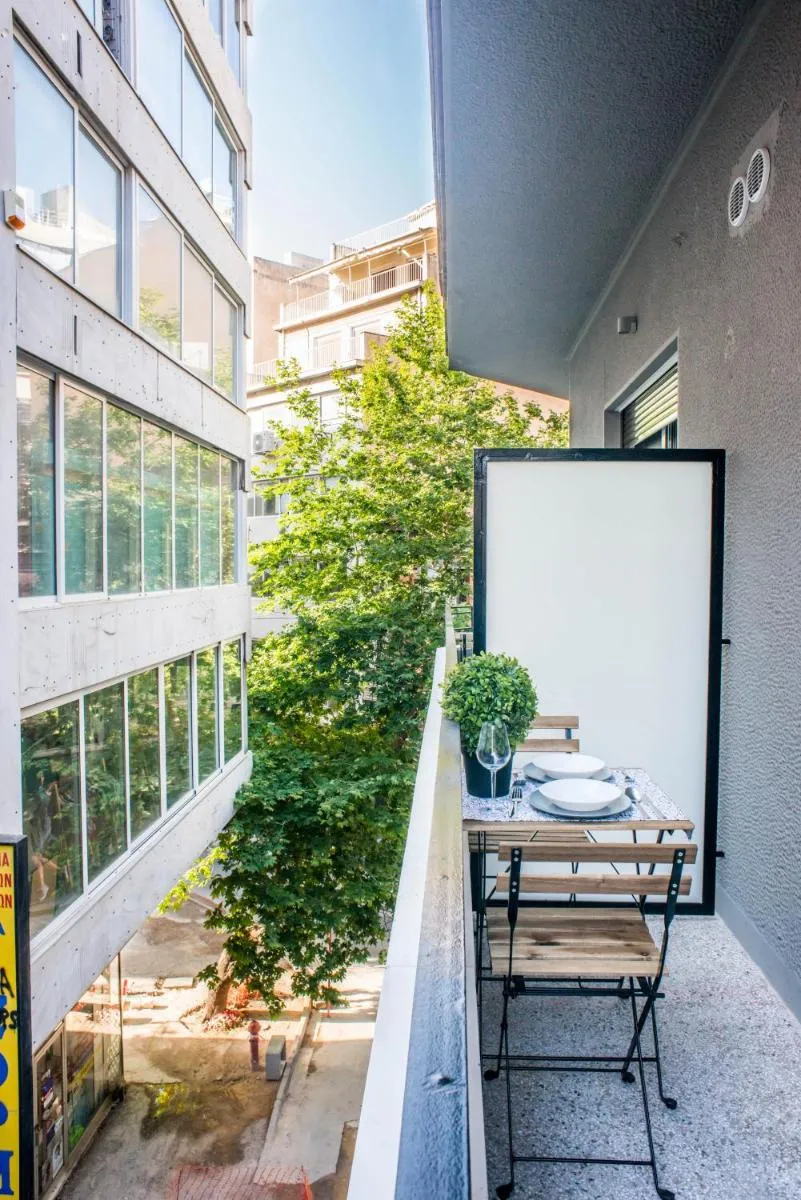 Image 5 of A25 Pristine & Sunny flat with balcony at downtown Athens