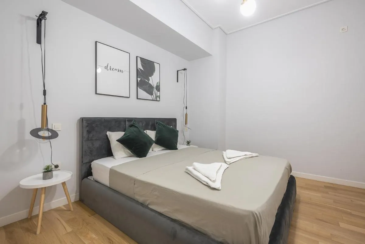 Image 1 of A Place 4 U no49