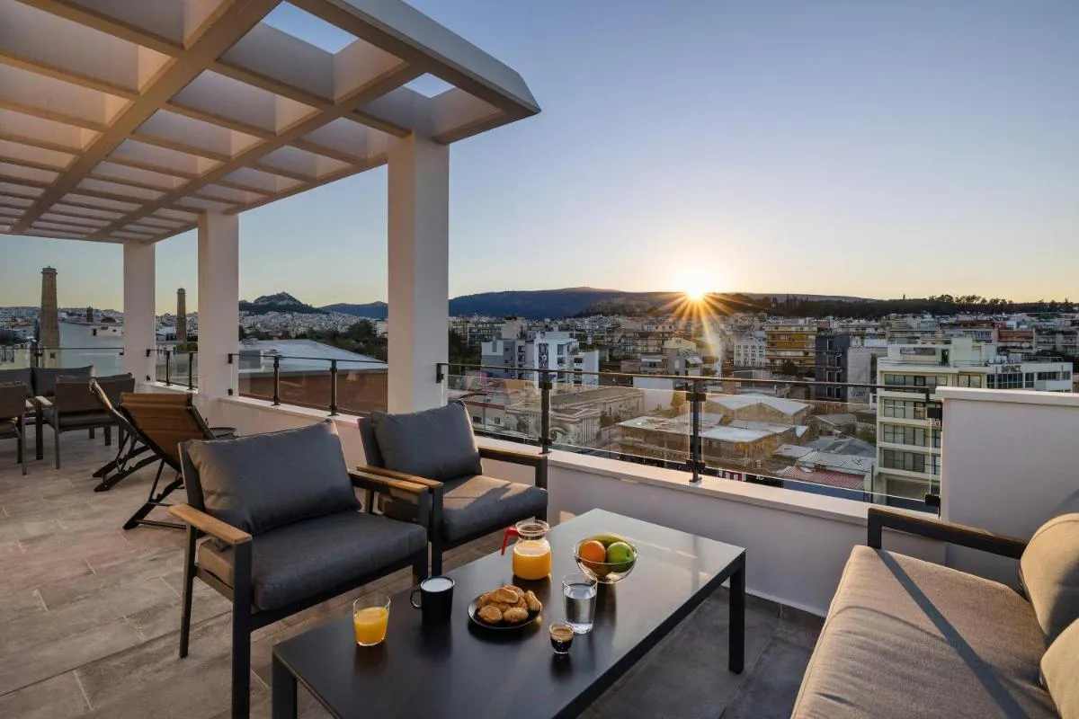 Image 4 of ATHENIAN VIEW LOFT