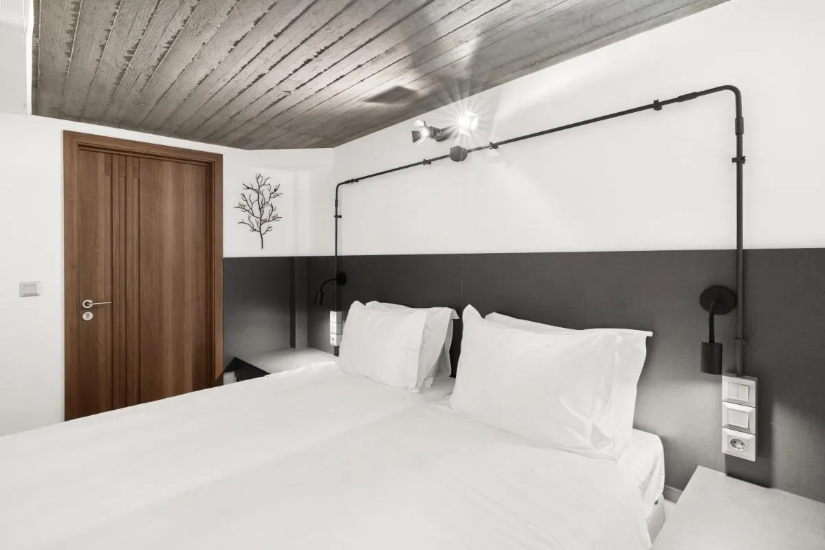 Image 5 of ATHENIAN VIEW LOFT