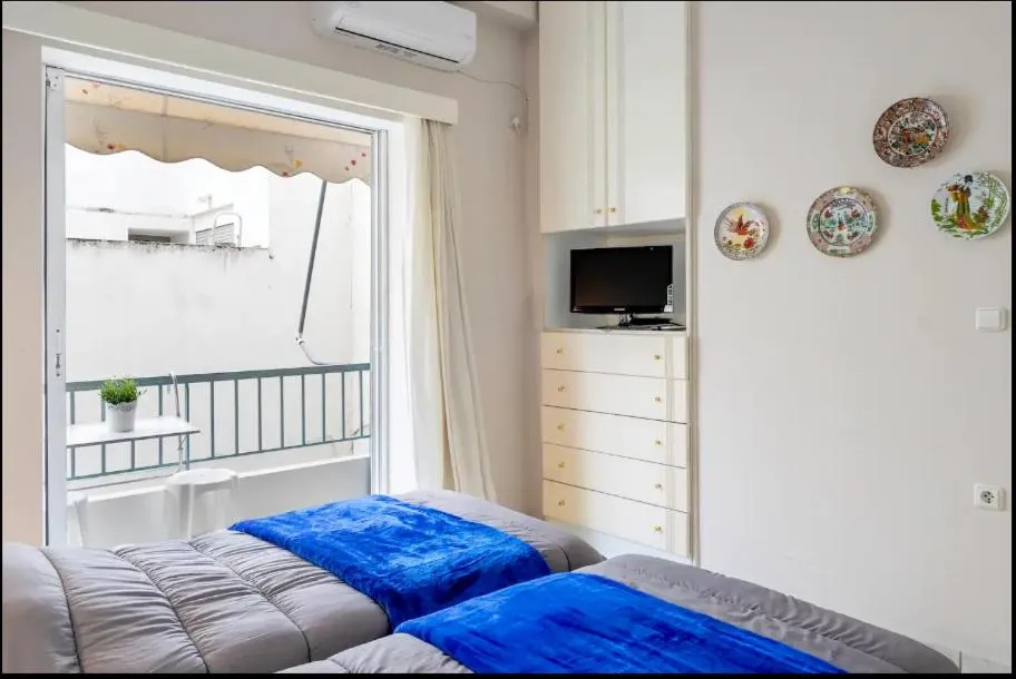 Image 4 of ATHENS CLASSIC LUXURY APARTMENT, 3 km form Acropoli, 5km from the Beach