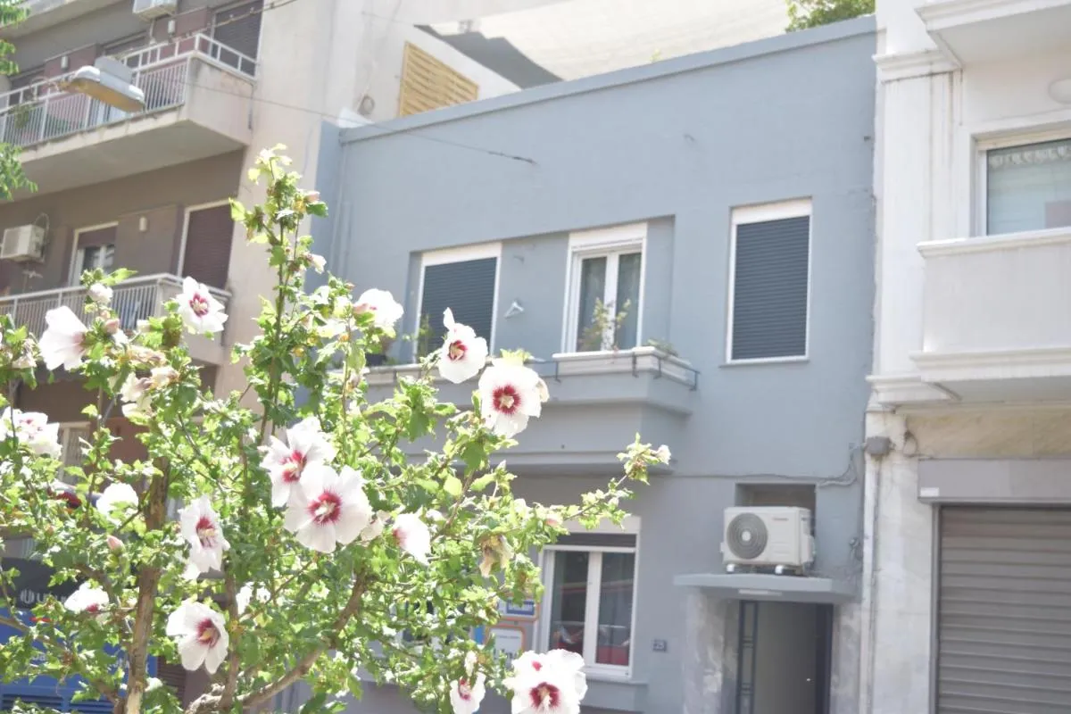Image 3 of Acropolis Apartments