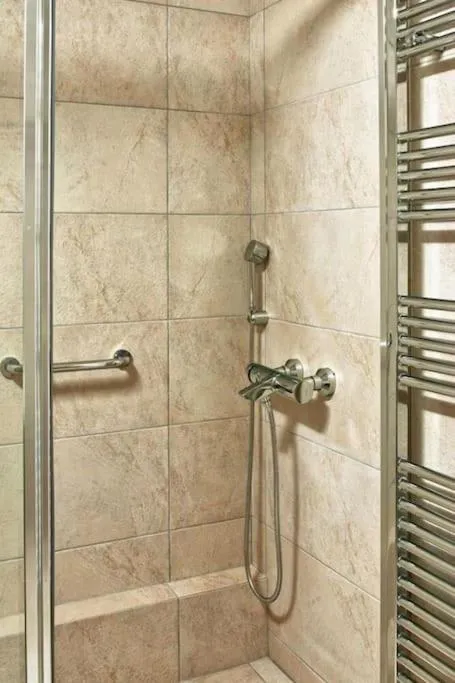 Image 3 of Acropolis Luxury House
