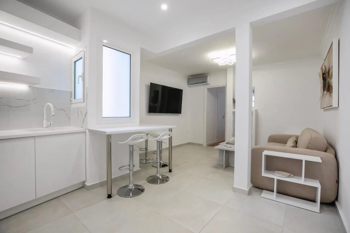 Image 5 of Acropolis Museum Apartment – NEW