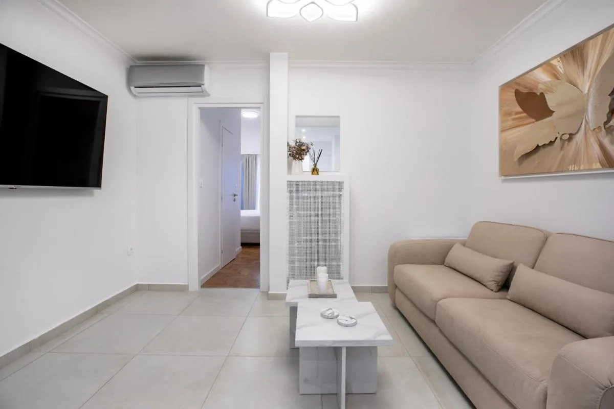 Image 6 of Acropolis Museum Apartment – NEW