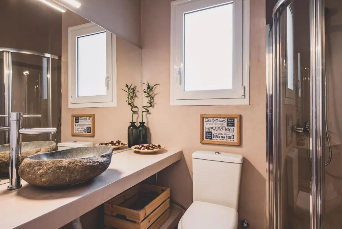 Image 1 of Acropolis View – Living Stone Sapphire Apartment