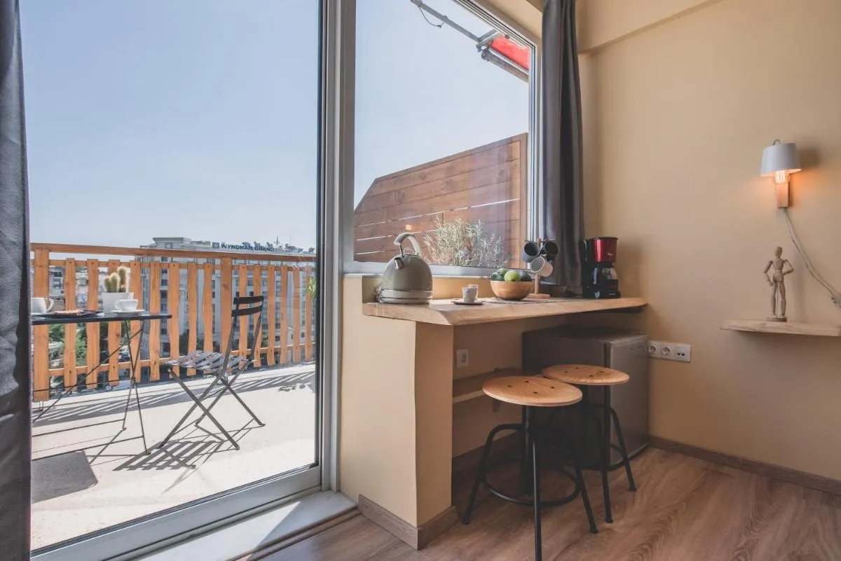 Image 2 of Acropolis View – Living Stone Sapphire Apartment