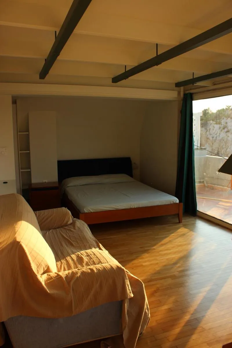 Image 3 of Acropolis View Penthouse