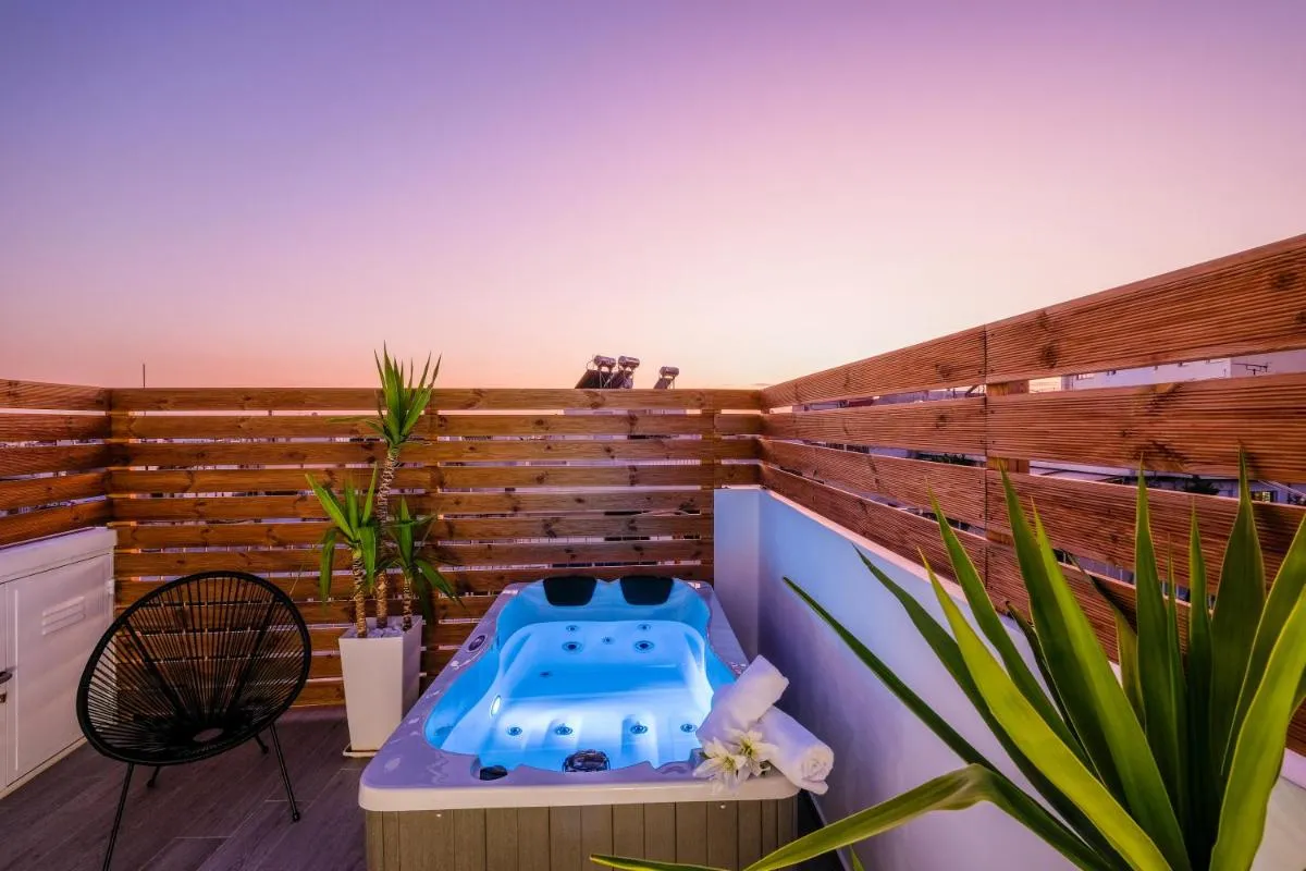 Image 6 of Acropolis view with jacuzzi