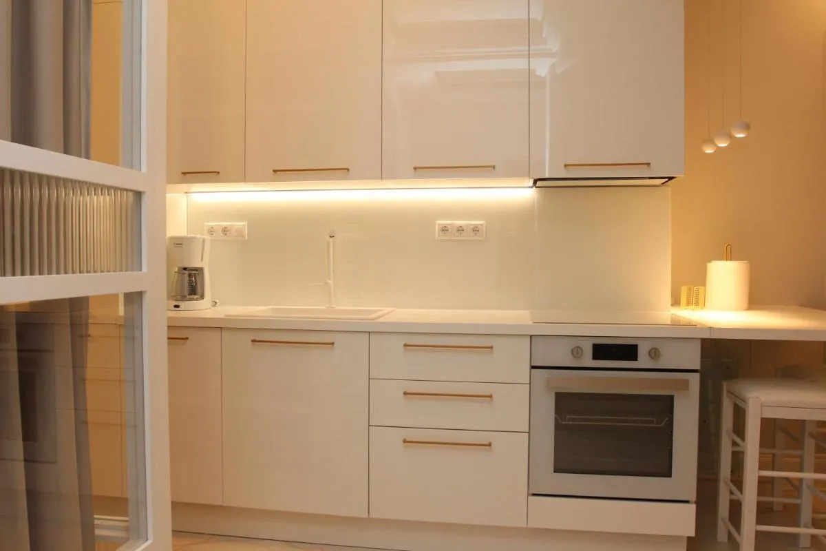 Image 4 of Adri & Marg luxury living