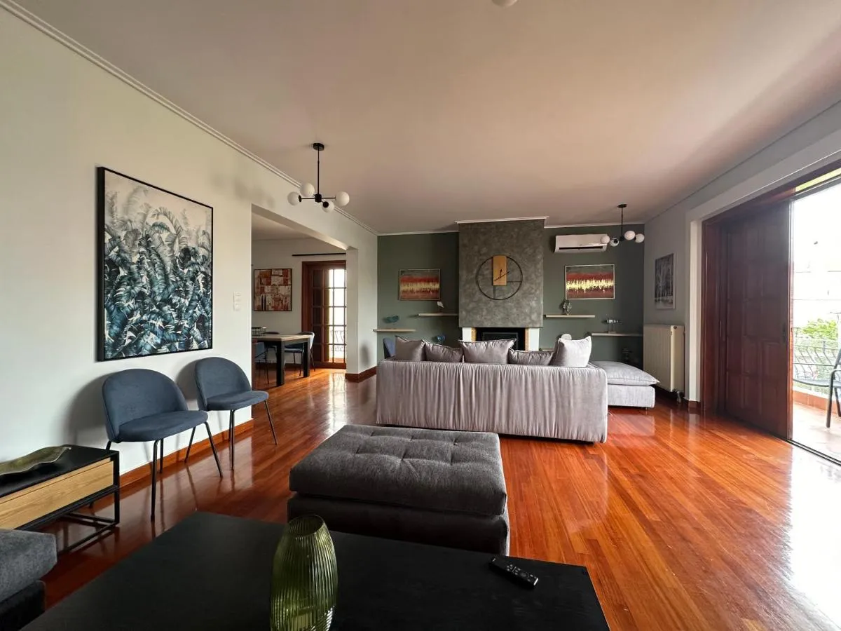 Image 2 of Aiolos Grand luxury suite Alimos