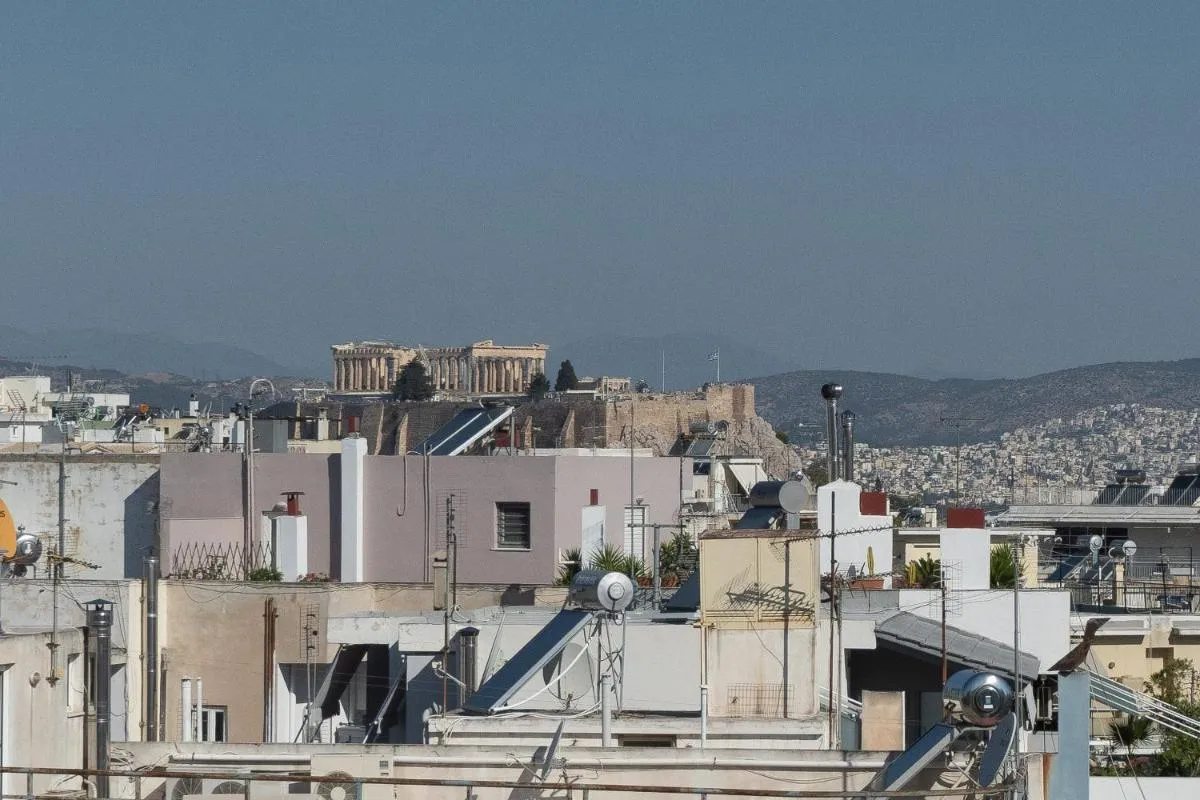 Image 4 of Alektor2 by Smart Cozy Suites – Premium Location near Athens