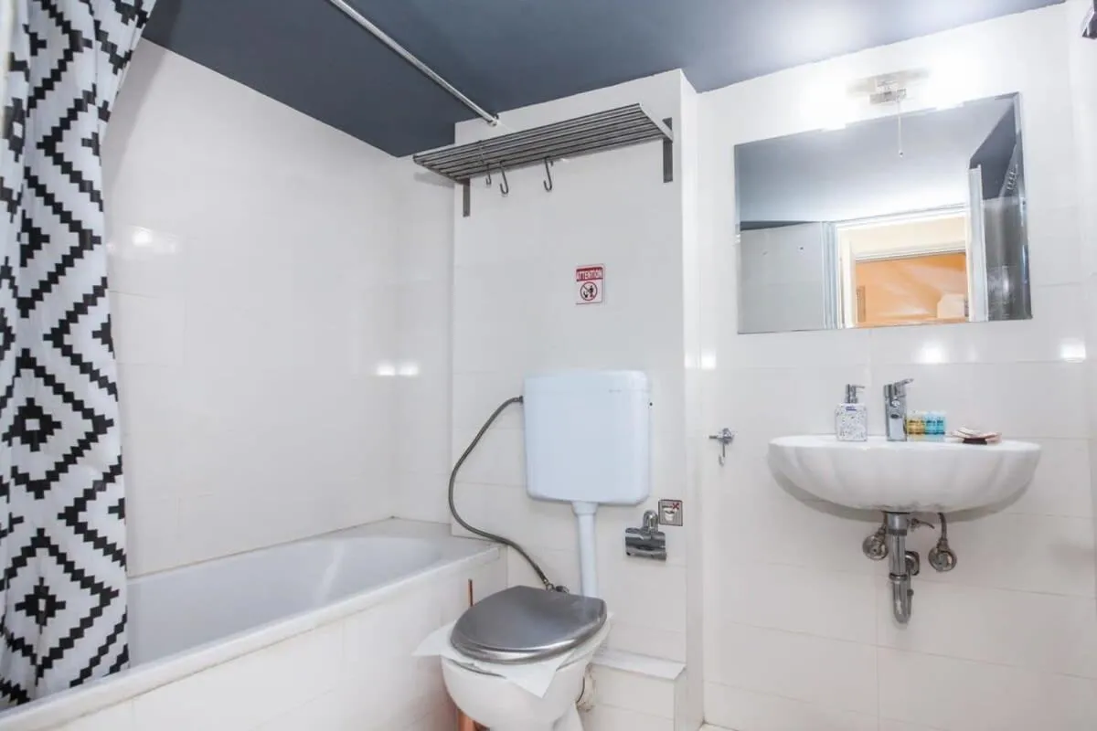 Image 6 of Amazing apartment at Exarcheia