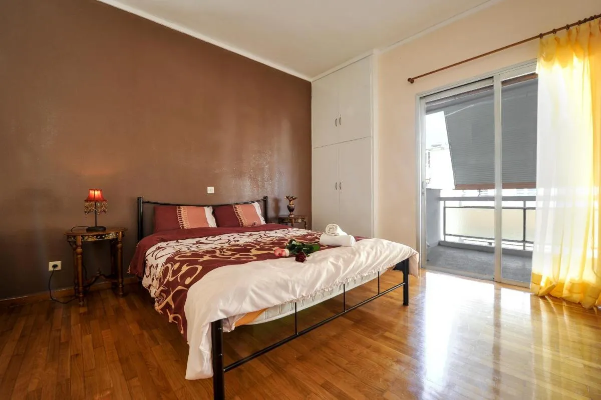 Image 6 of Apartment near Stavros Niarchos Park & Acropolis