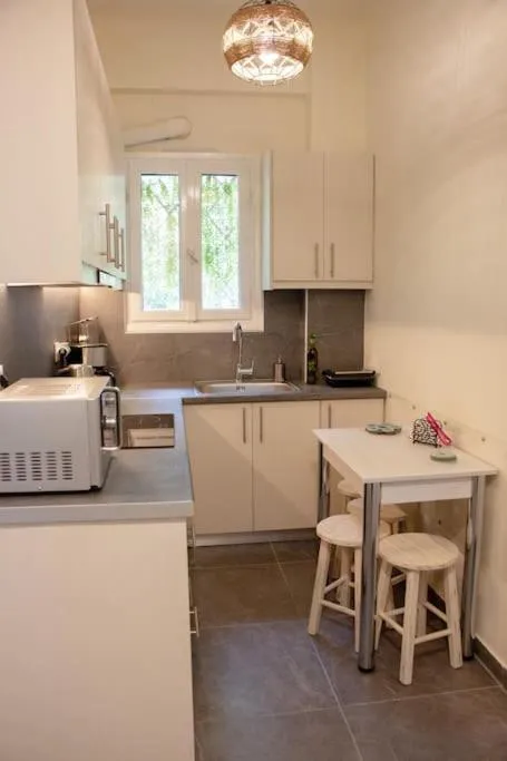 Image 5 of Apartment of the green square