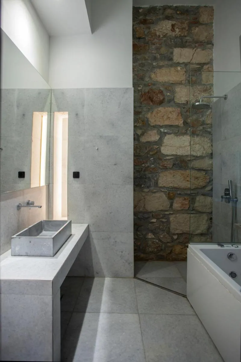 Image 4 of Art Suites Korai