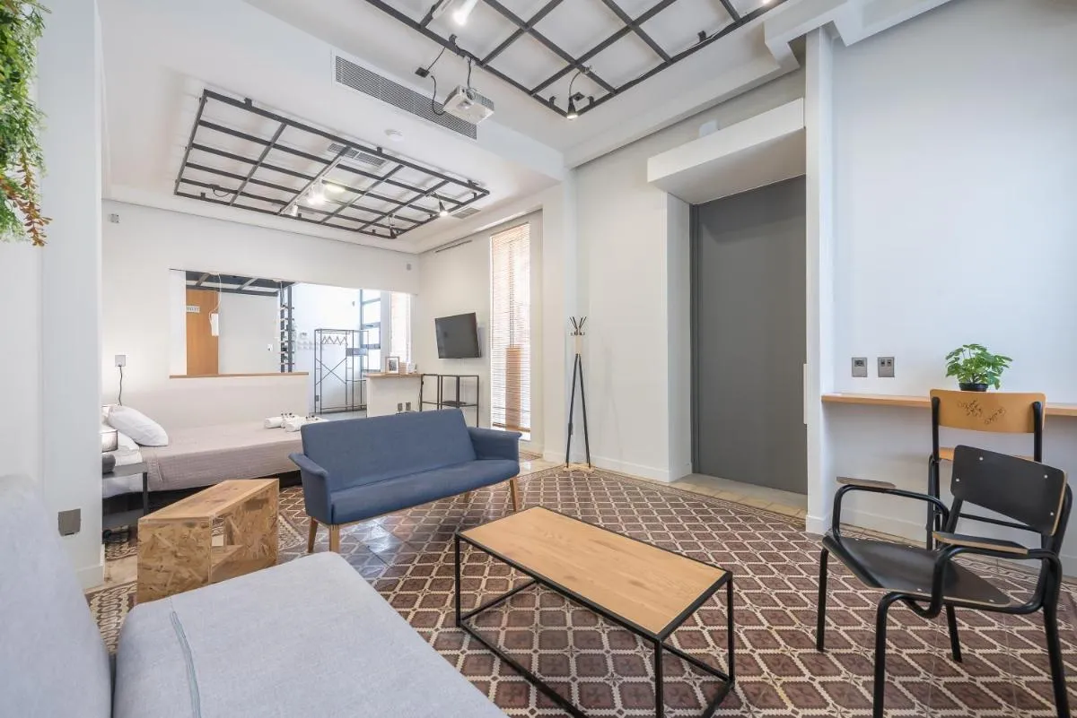 Image 5 of Artistic spacious home at Gazi