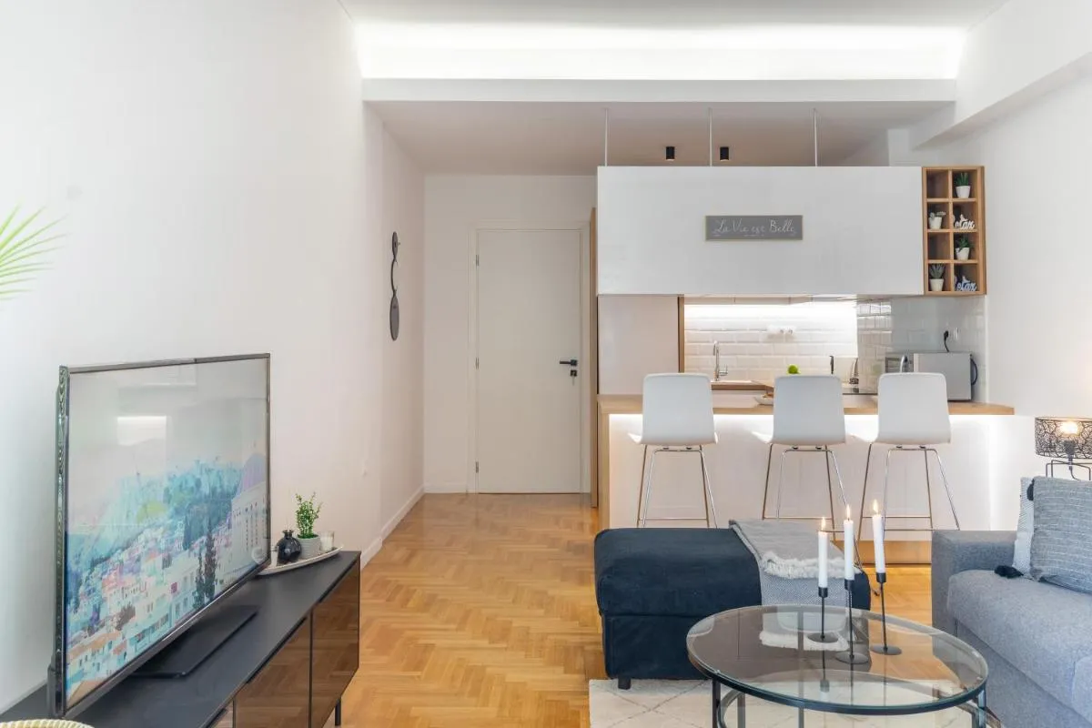 Image 4 of Athenian Elegance Residence