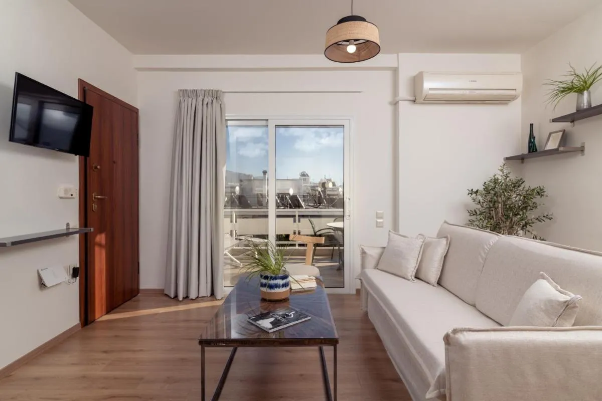 Image 4 of Athens Loft by Phoenix Apartments