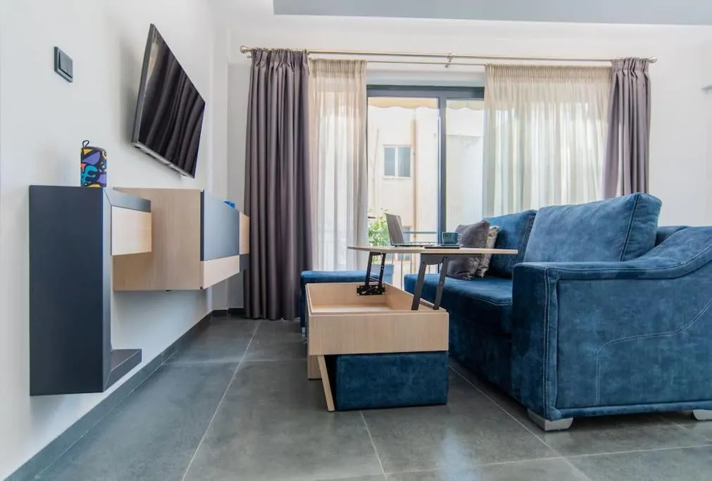 Image 2 of Athens Syntagma Studio