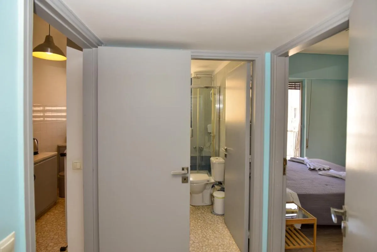 Image 2 of Athens central apartment in front of metro Syntagm