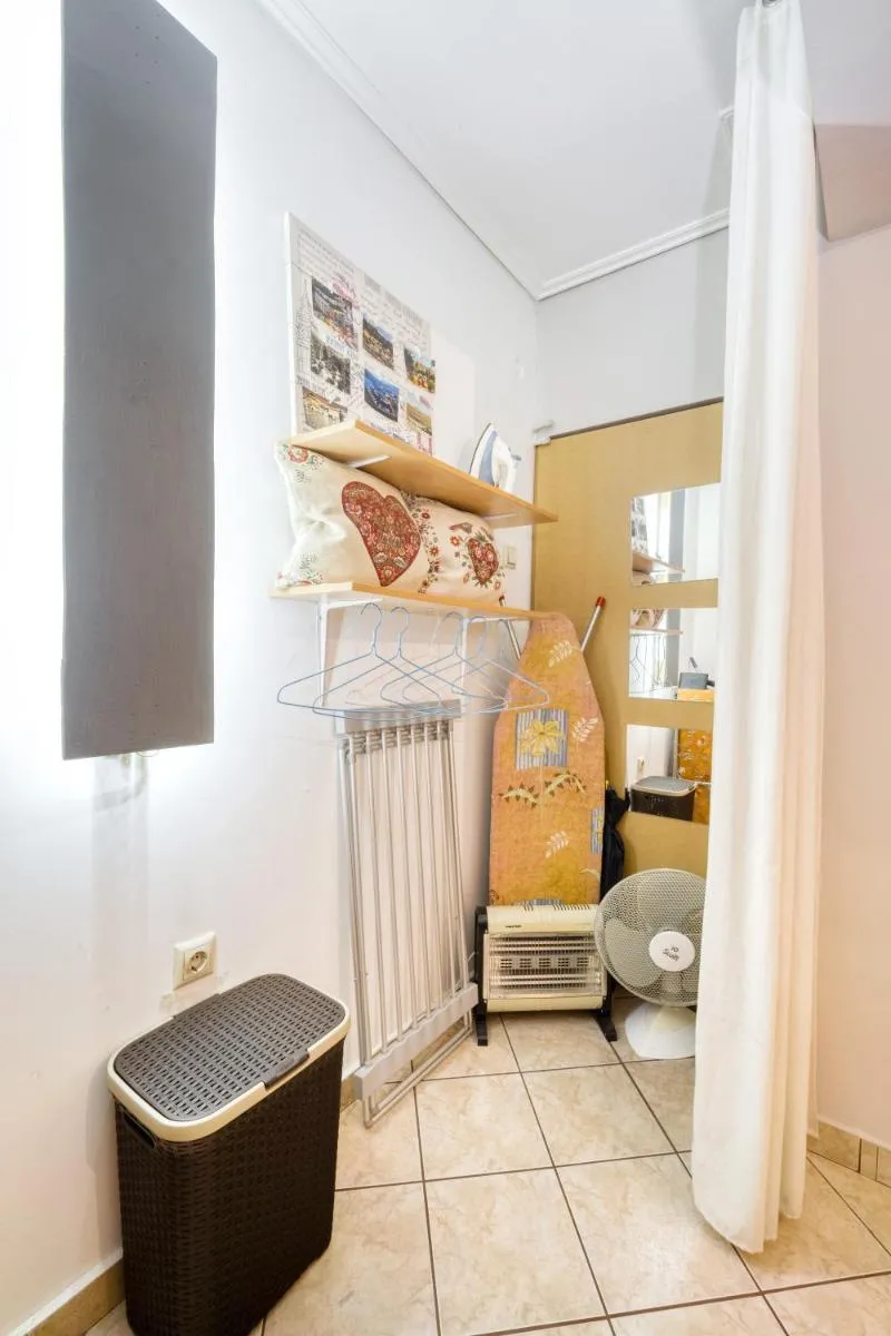 Image 6 of Athens metro apartment