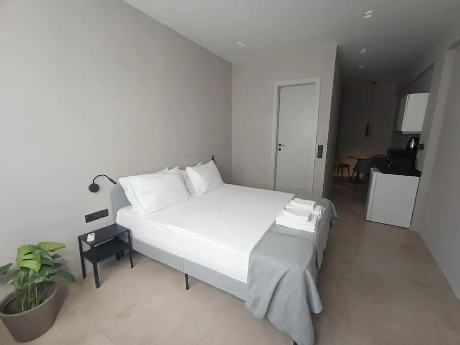 Image 6 of Athinas Experience – Smart Suite