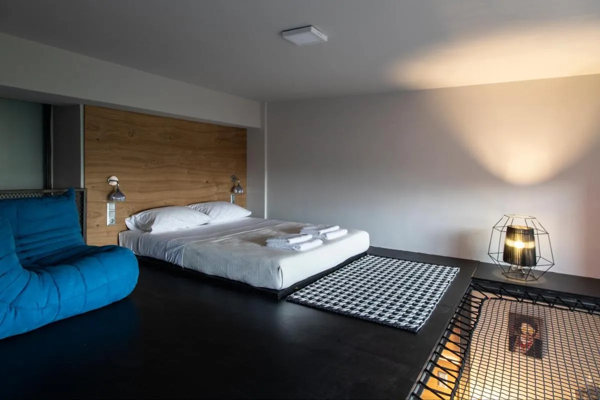 Image 5 of Bespoke House Athens