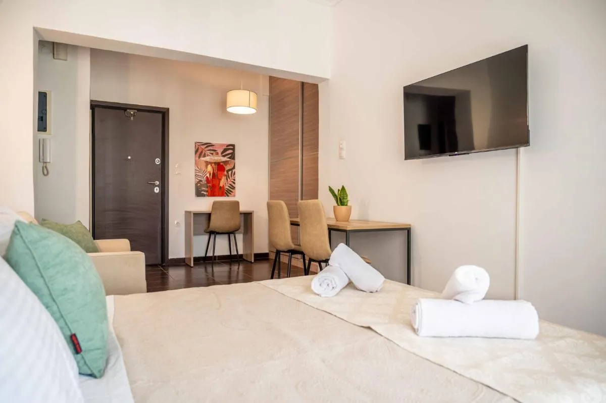 Image 4 of Best House Evmenous Pagrati Athens