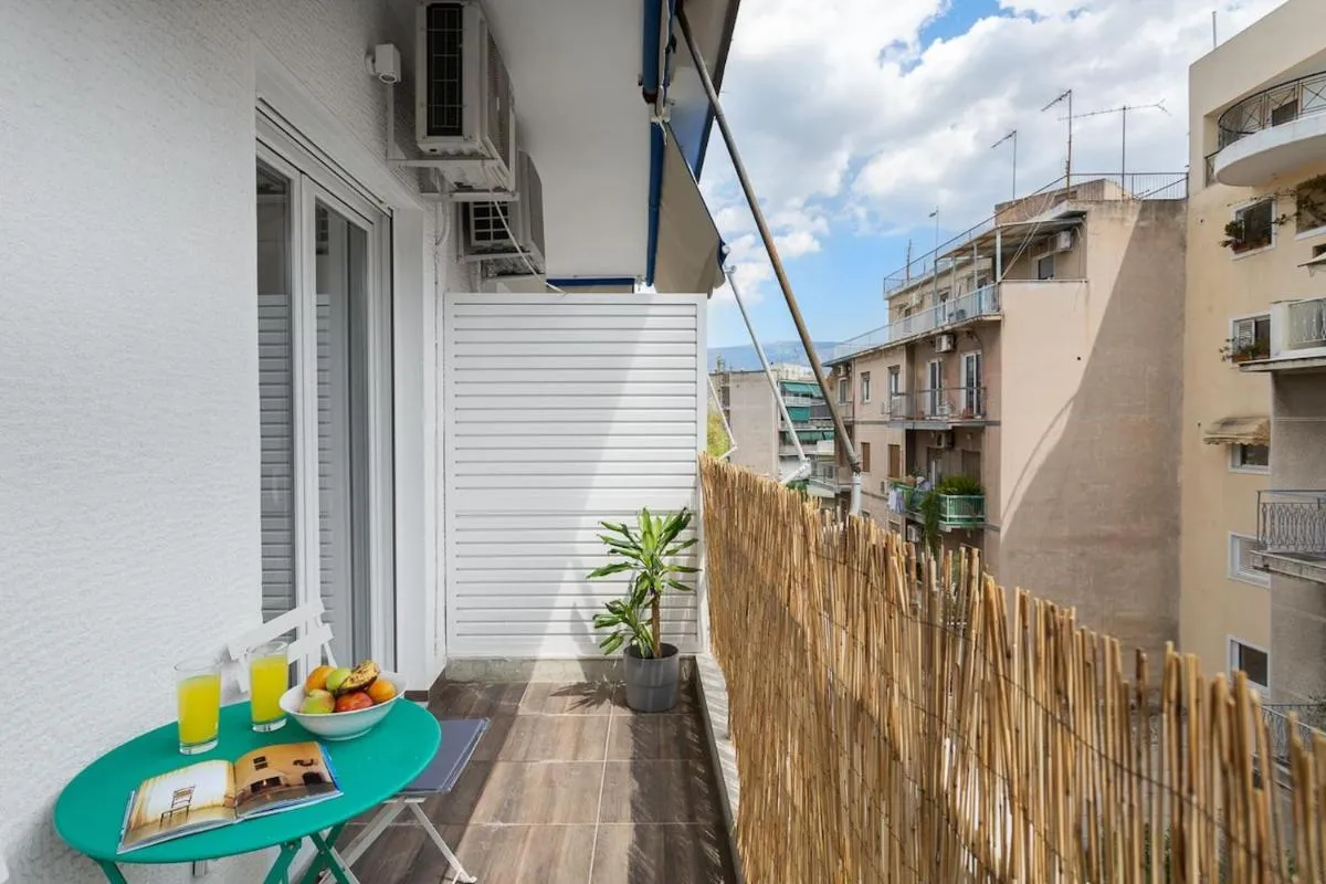 Image 5 of Bright, Modern Retreat Near Acropolis in Koukaki
