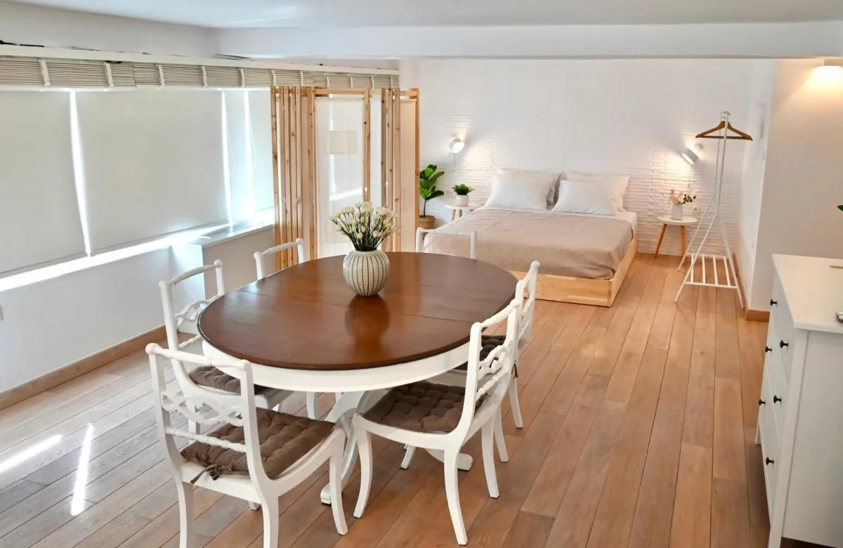 Image 3 of Bright and comfy apartment in the heart of Athens