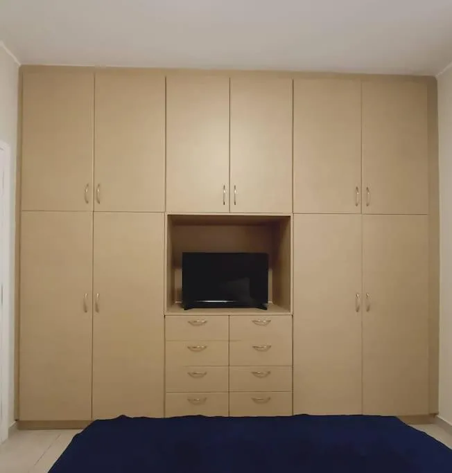 Image 4 of (C4) Blue -Spacious 1bdr corner flat/balcony/view