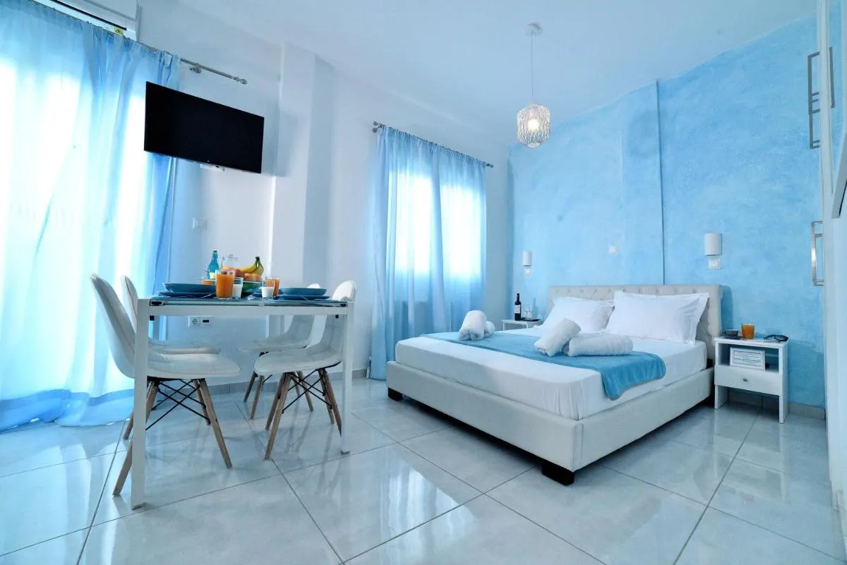 Image 4 of Central Athens Studios