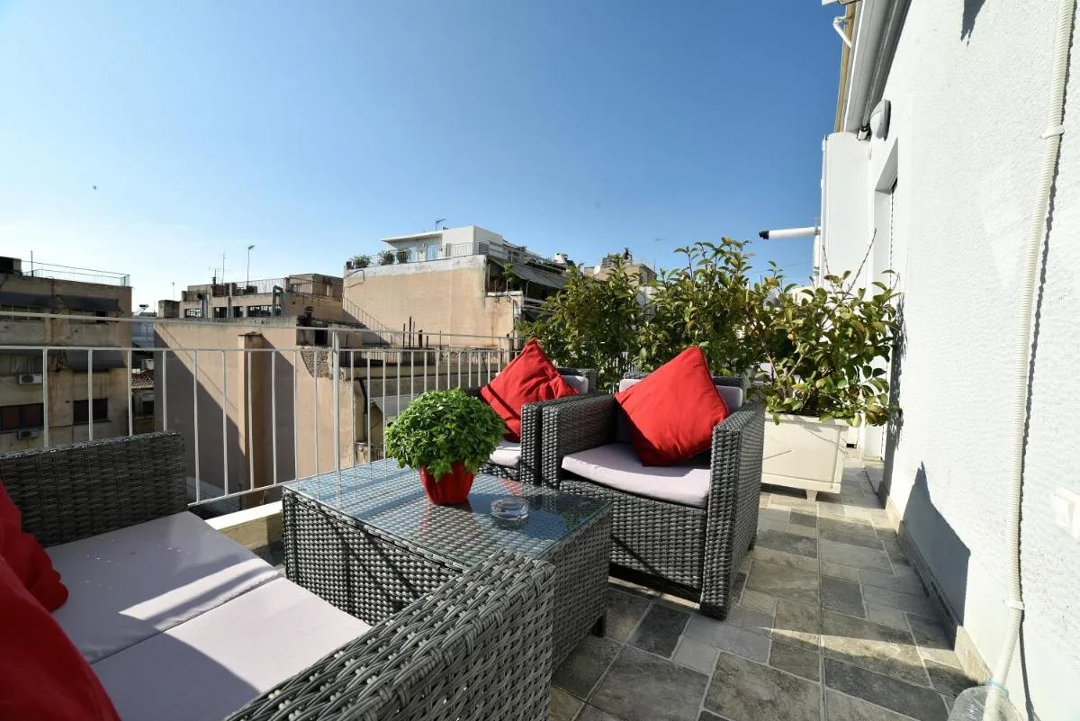 Image 2 of Central Athens Studios