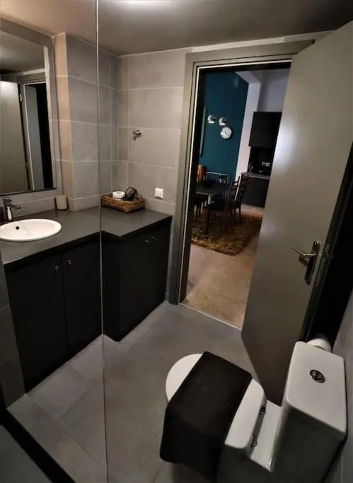 Image 3 of Central studio in Monastiraki B
