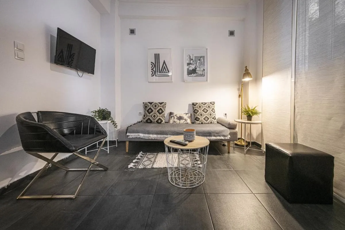 Image 4 of Charming Studio next to Kallimarmaro Stadium