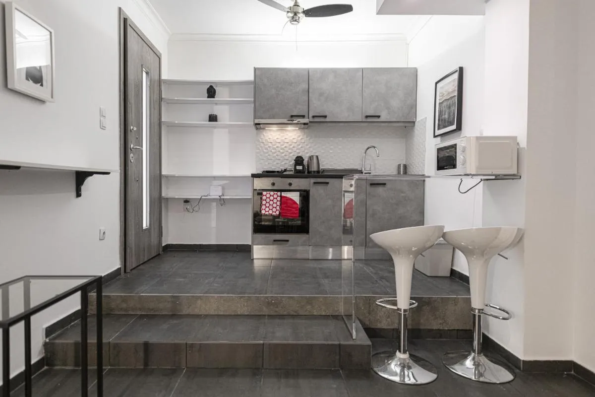 Image 3 of Charming Studio next to Kallimarmaro Stadium