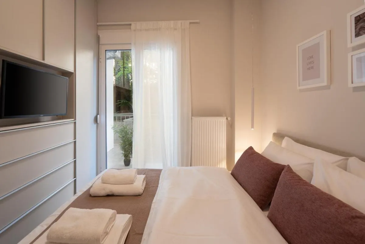 Image 1 of Charming two bedrooms Apartment walk to Acropolis