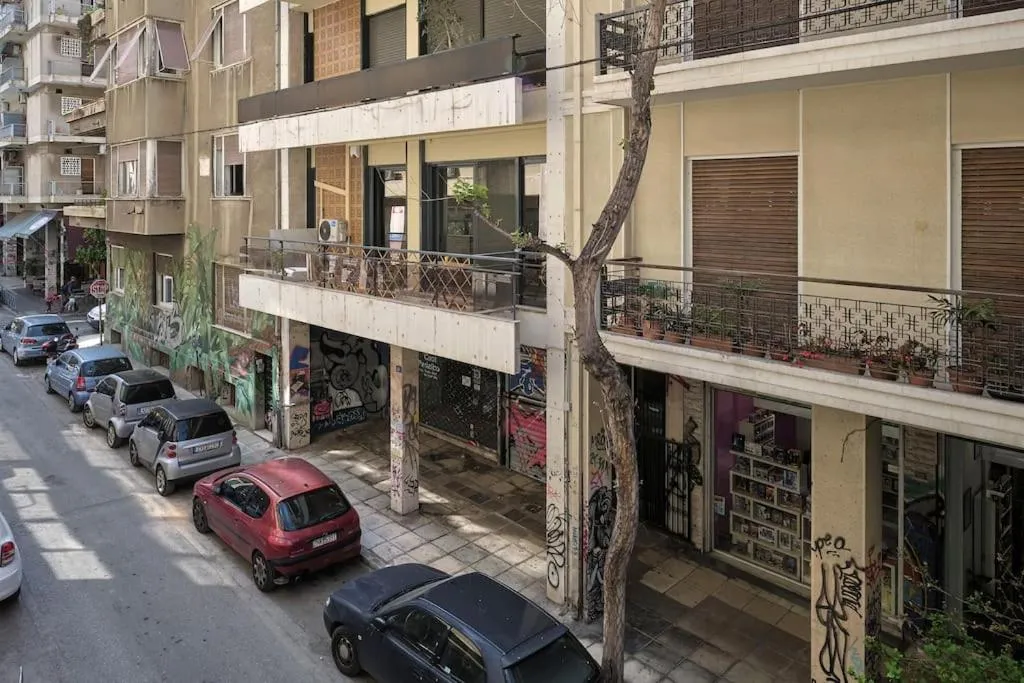 Image 5 of Chic Apt with All Comforts in the Heart of Athens!