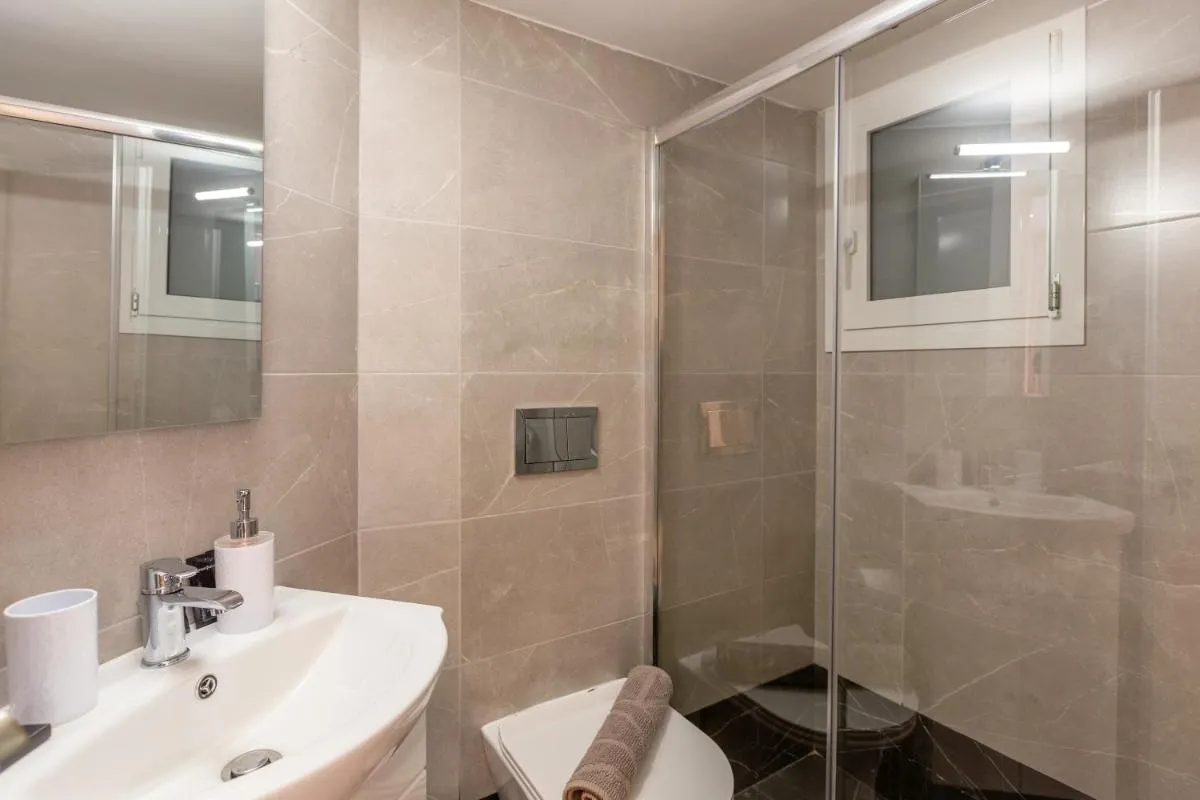 Image 2 of Chic New Pagrati suite