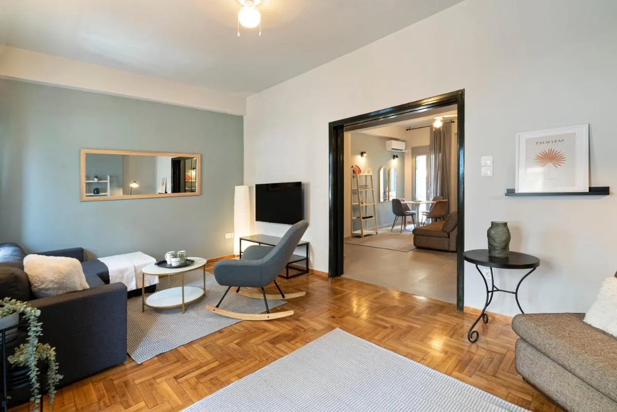 Image 4 of Chic Retreat 2BD 2 Bathrooms